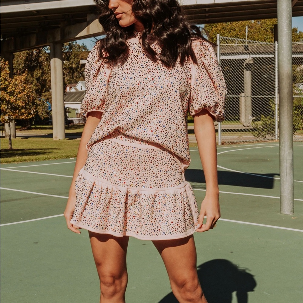 QUEEN OF SPARKLES RHINESTONE TOP